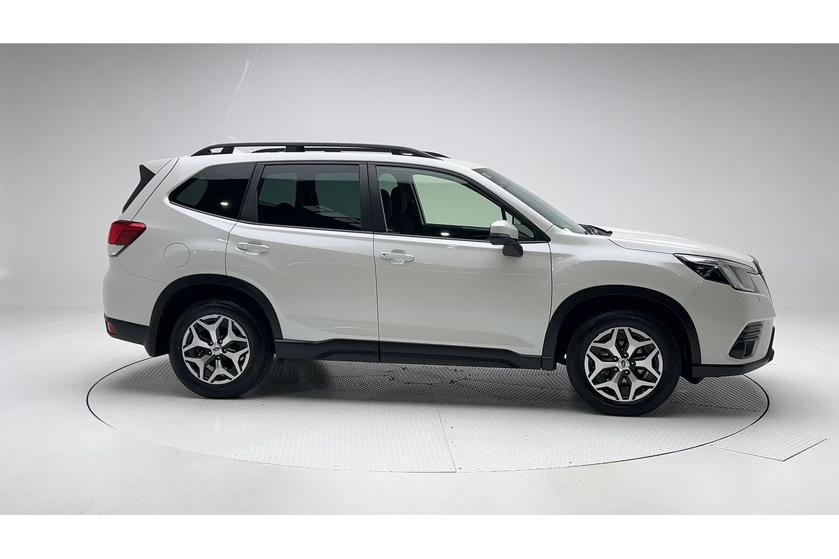 2023 Subaru Forester 2.5i S5