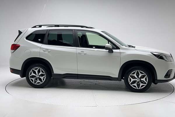 2023 Subaru Forester 2.5i S5