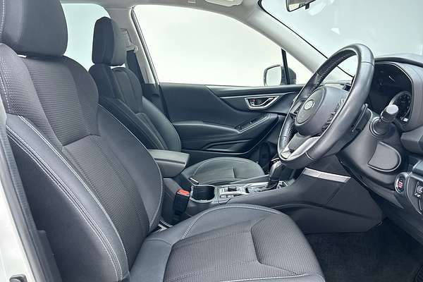 2023 Subaru Forester 2.5i S5