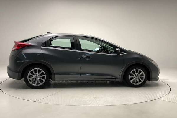 2013 Honda Civic VTi 9th Gen Ser II