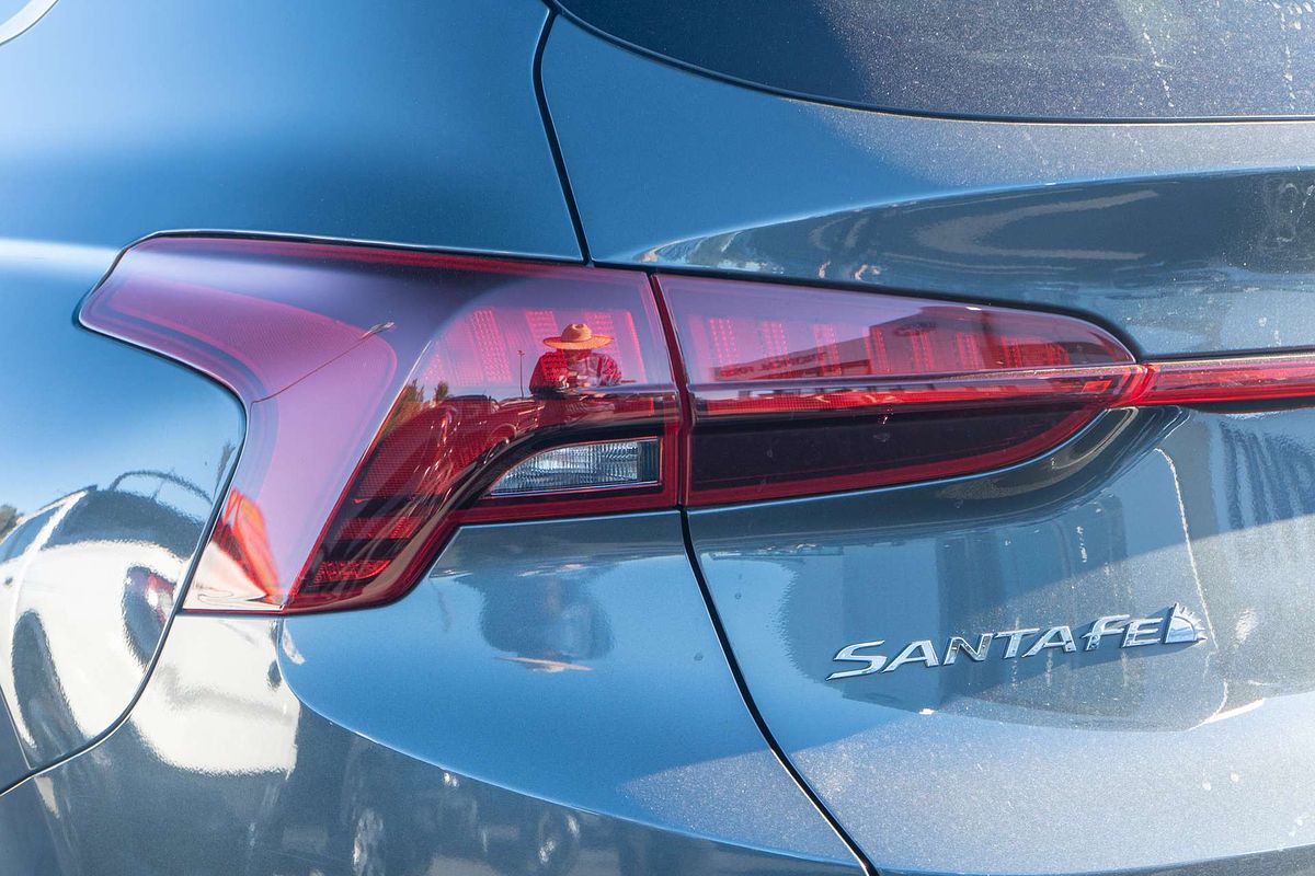 2021 Hyundai Santa Fe Active TM.V3