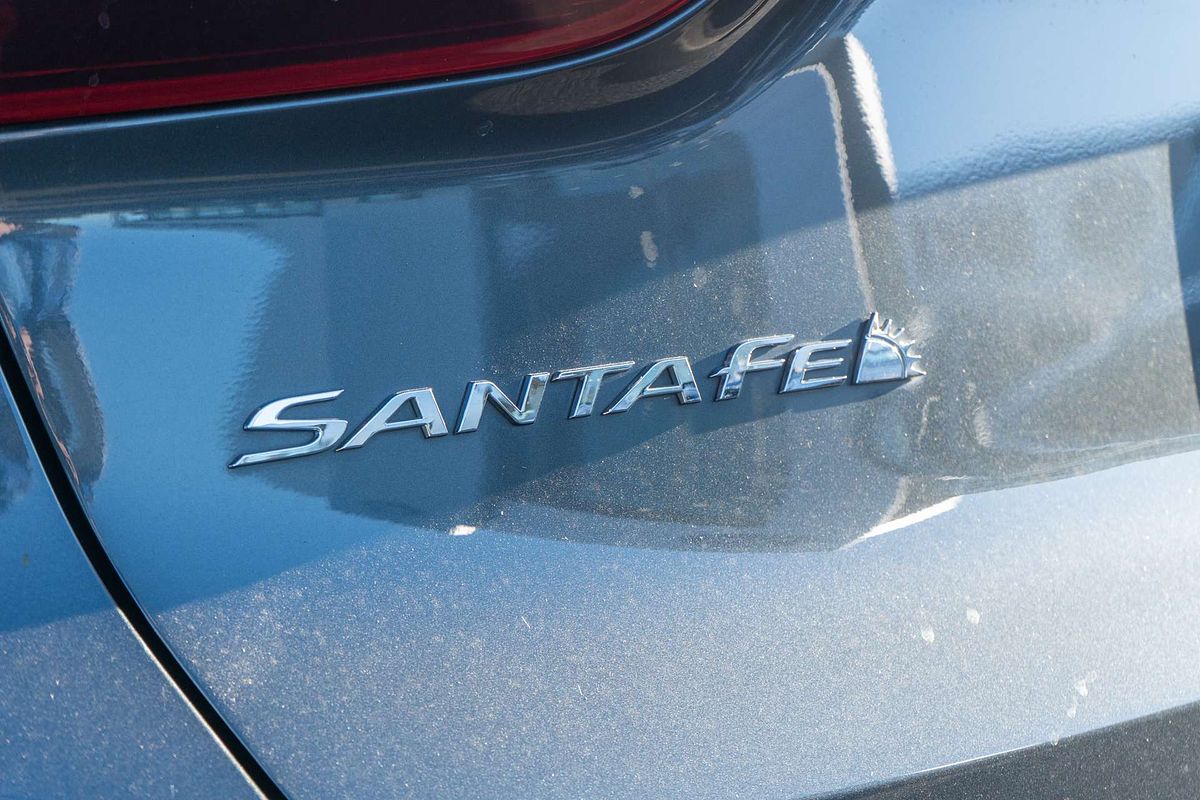 2021 Hyundai Santa Fe Active TM.V3