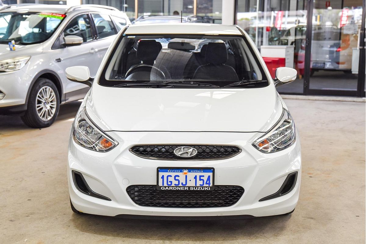 2019 Hyundai Accent Sport RB6