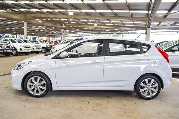 2019 Hyundai Accent Sport RB6