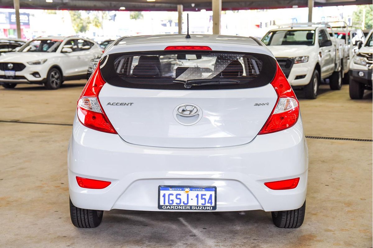 2019 Hyundai Accent Sport RB6