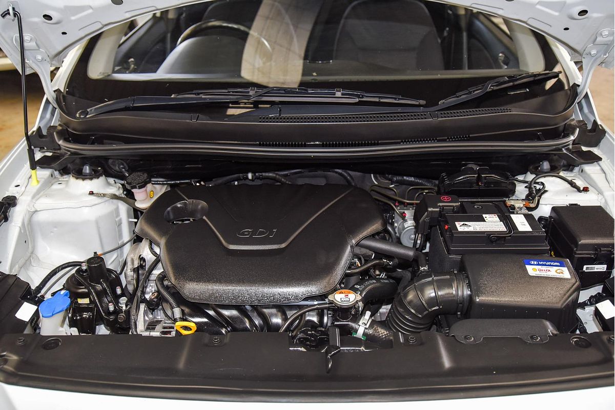 2019 Hyundai Accent Sport RB6