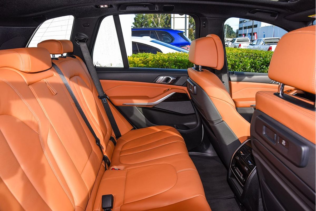 2021 BMW X5 M50i G05