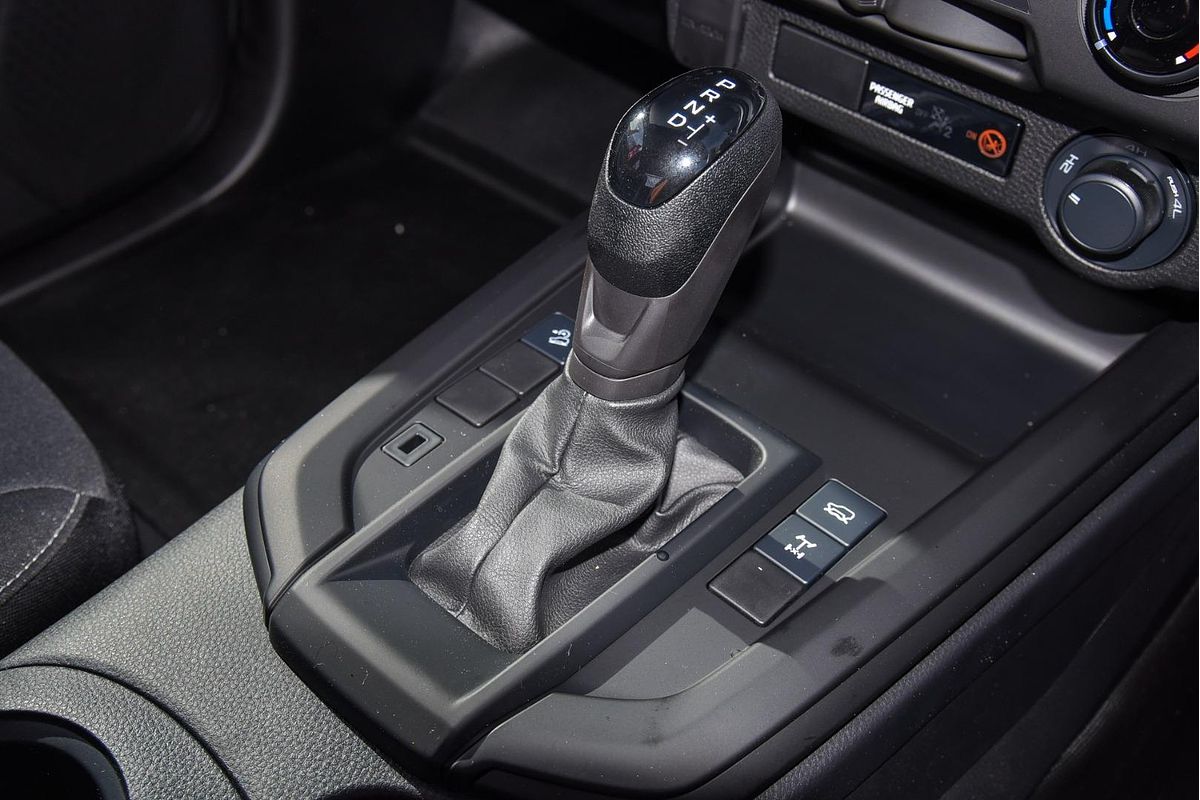 2025 Isuzu D-MAX SX 4X4