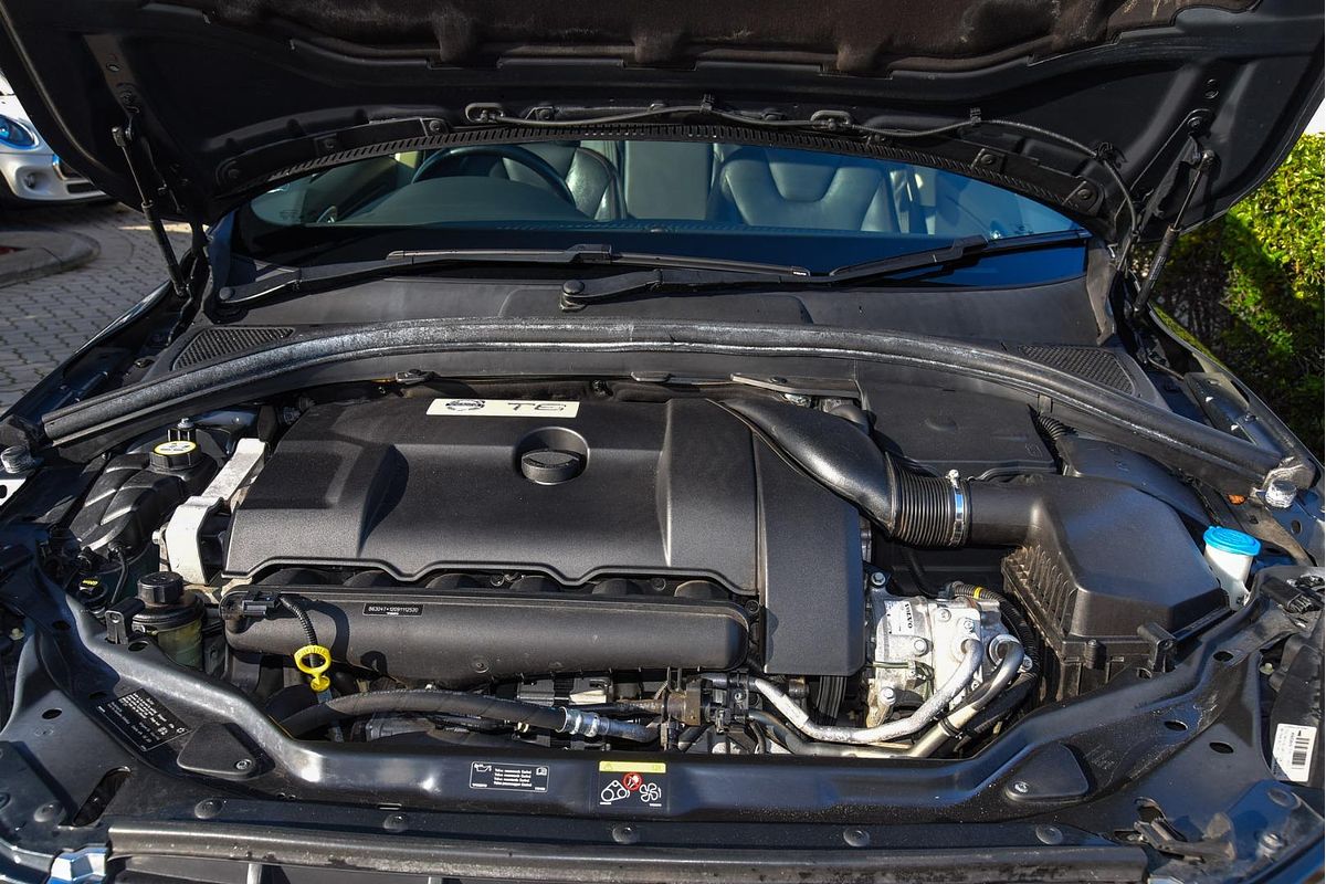 2013 Volvo XC60 T6