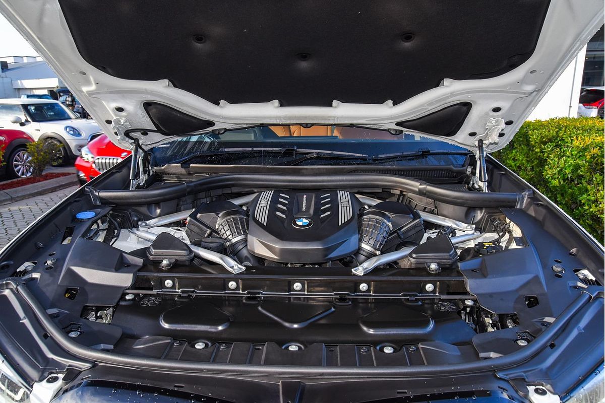 2021 BMW X5 M50i G05