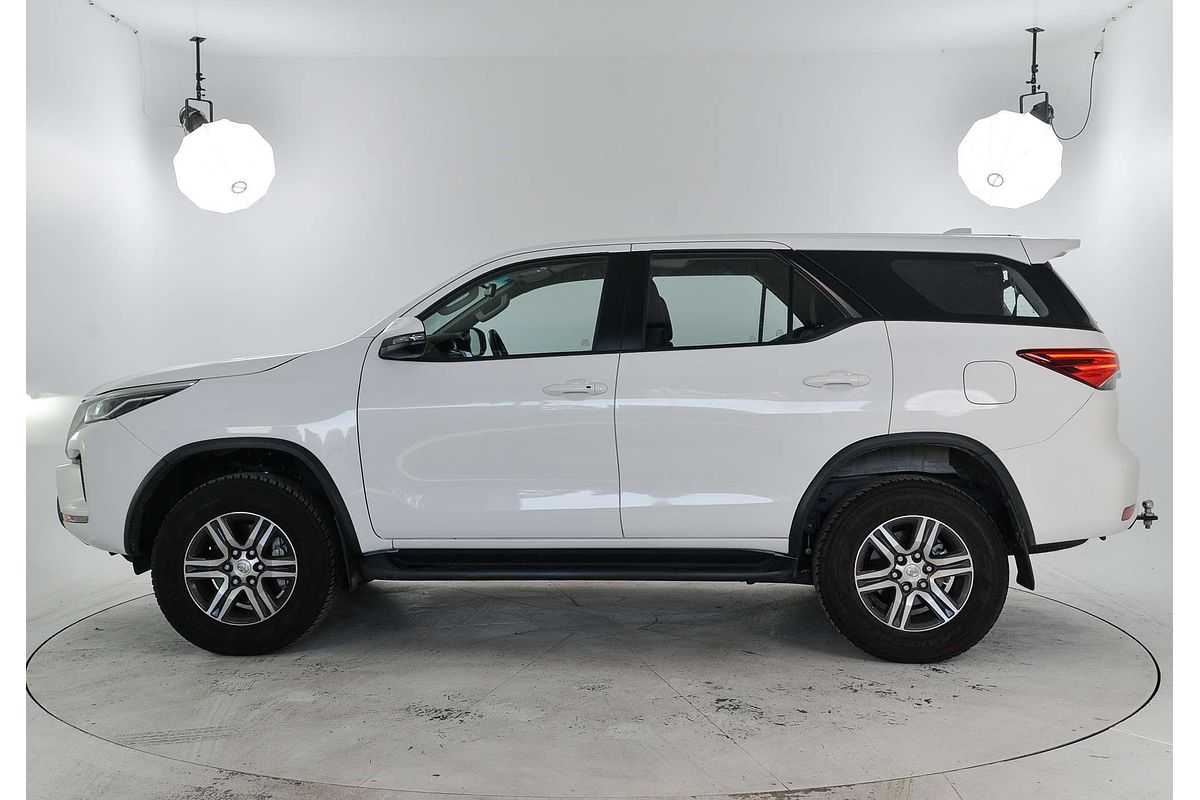 2024 Toyota Fortuner GX GUN156R