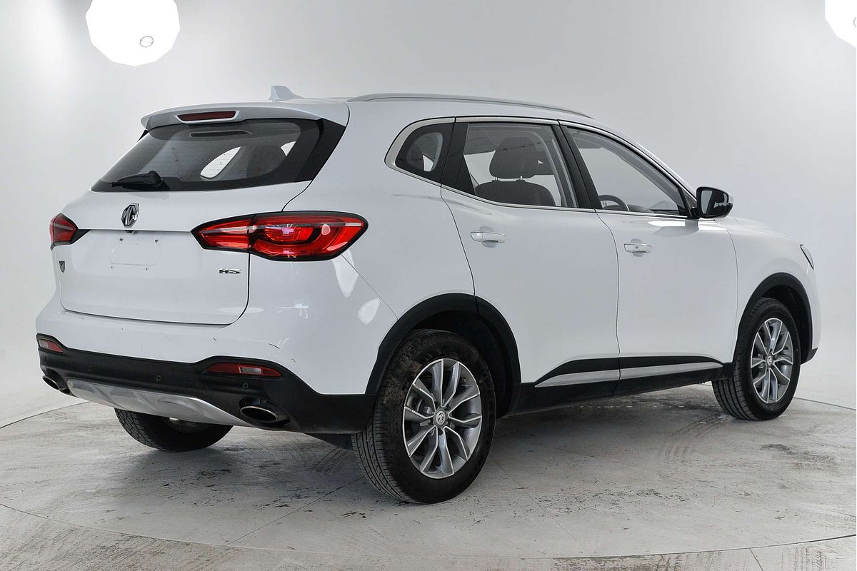 2022 MG HS Vibe SAS23
