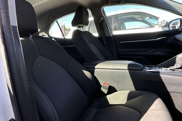 2020 Toyota Camry Ascent AXVH71R