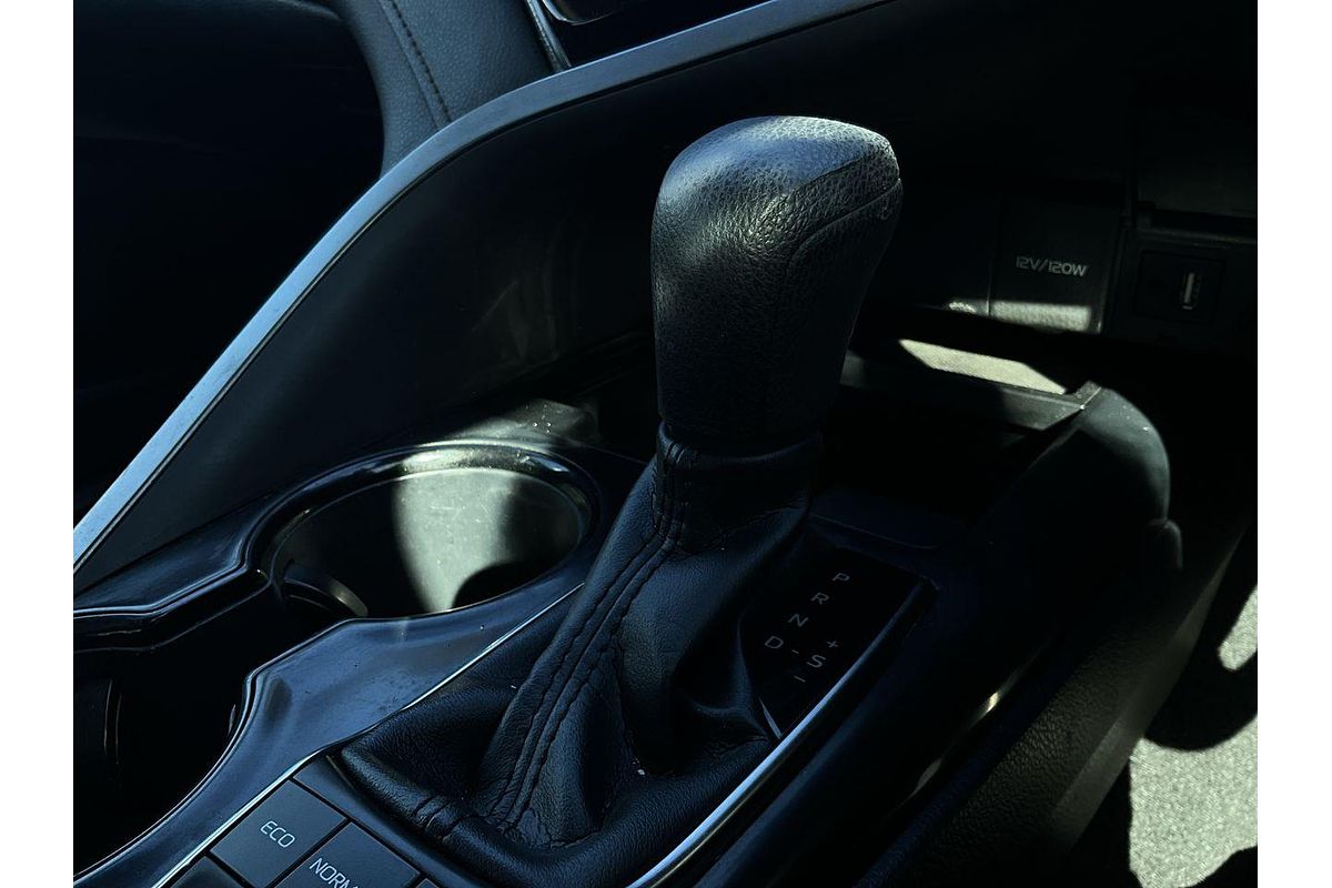 2020 Toyota Camry Ascent AXVH71R