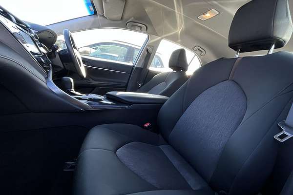2020 Toyota Camry Ascent AXVH71R