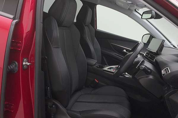 2022 Peugeot 3008 Allure P84