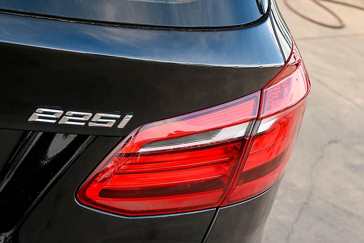 2015 BMW 2 Series 225i M Sport F45