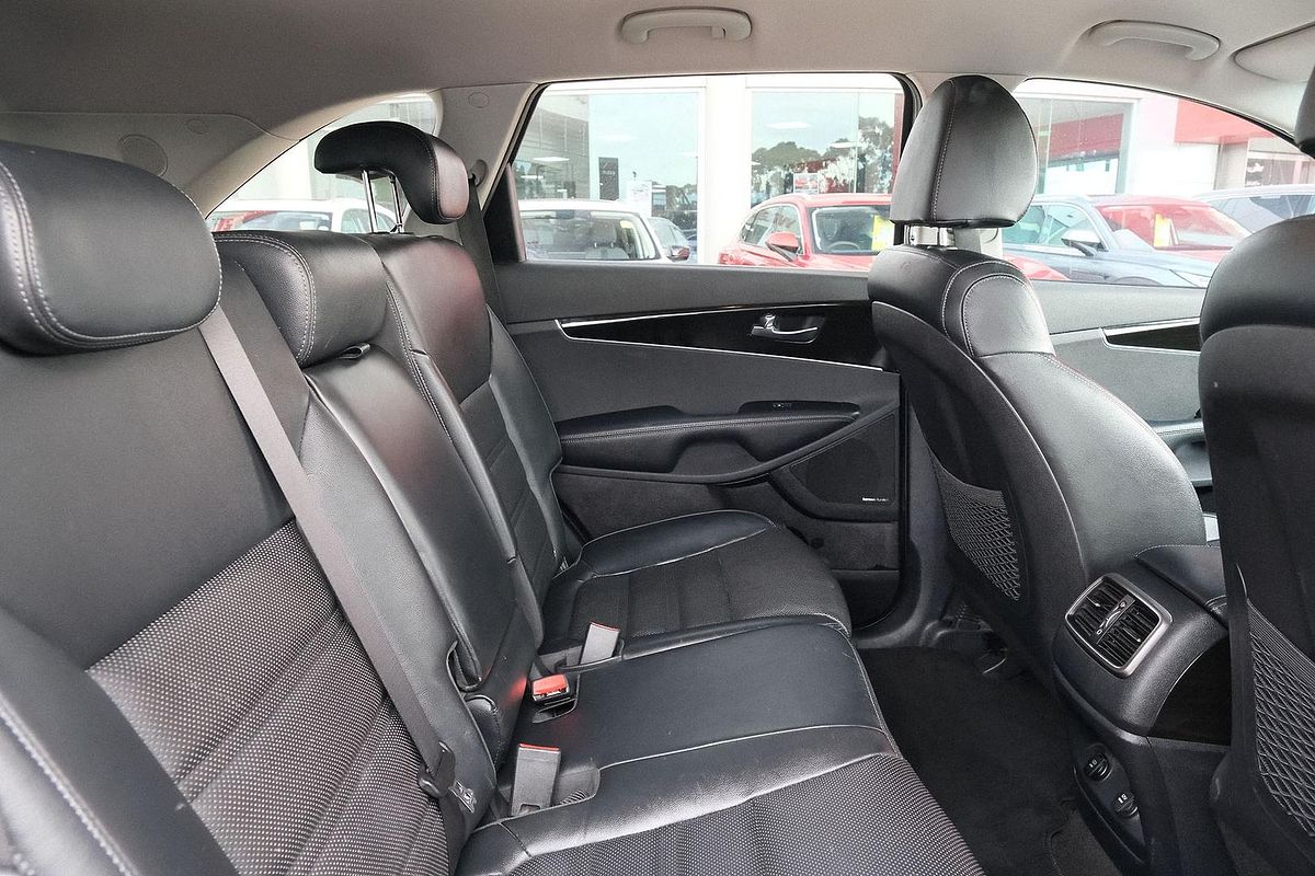 2018 Kia Sorento SLi UM