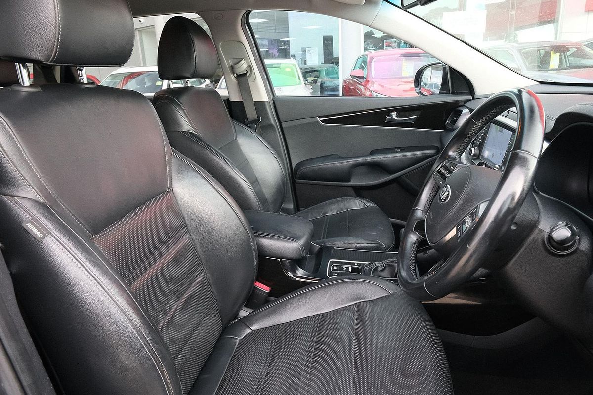 2018 Kia Sorento SLi UM
