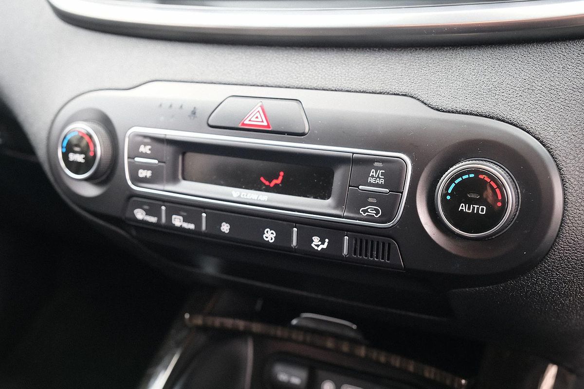 2018 Kia Sorento SLi UM