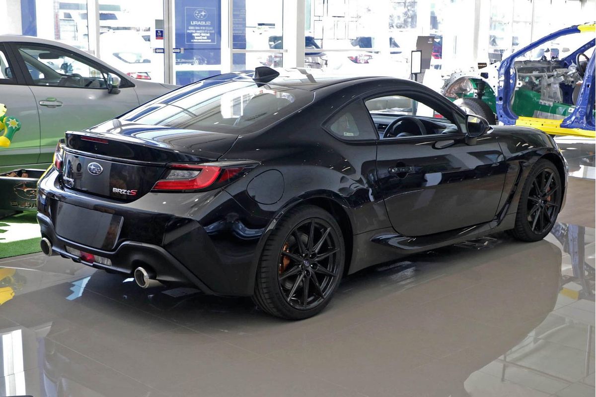 2025 Subaru BRZ tS ZD8