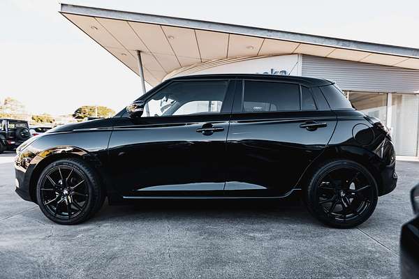 2024 Suzuki Swift Hybrid GLX UZ