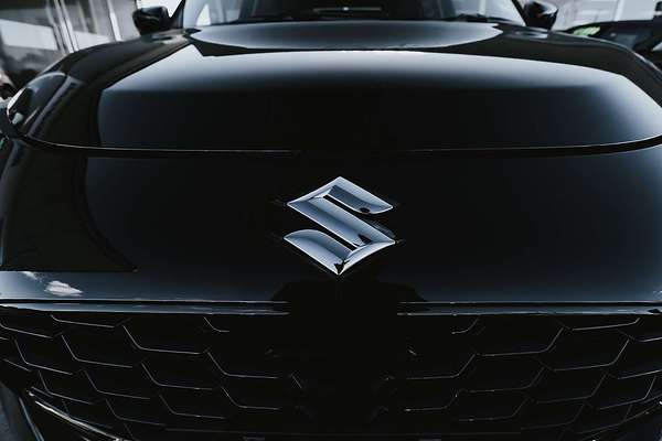 2024 Suzuki Swift Hybrid GLX UZ
