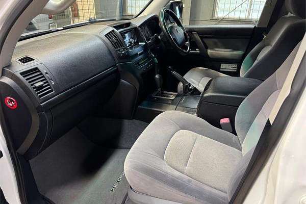 2008 Toyota Landcruiser GXL VDJ200R