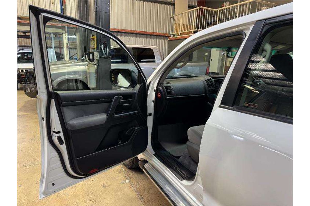 2008 Toyota Landcruiser GXL VDJ200R