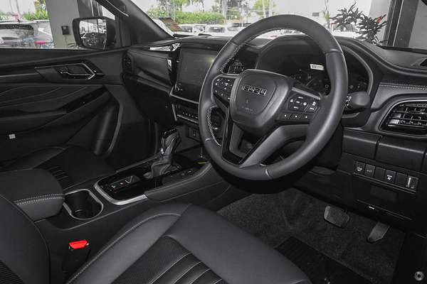 2025 Isuzu MU-X LS-T