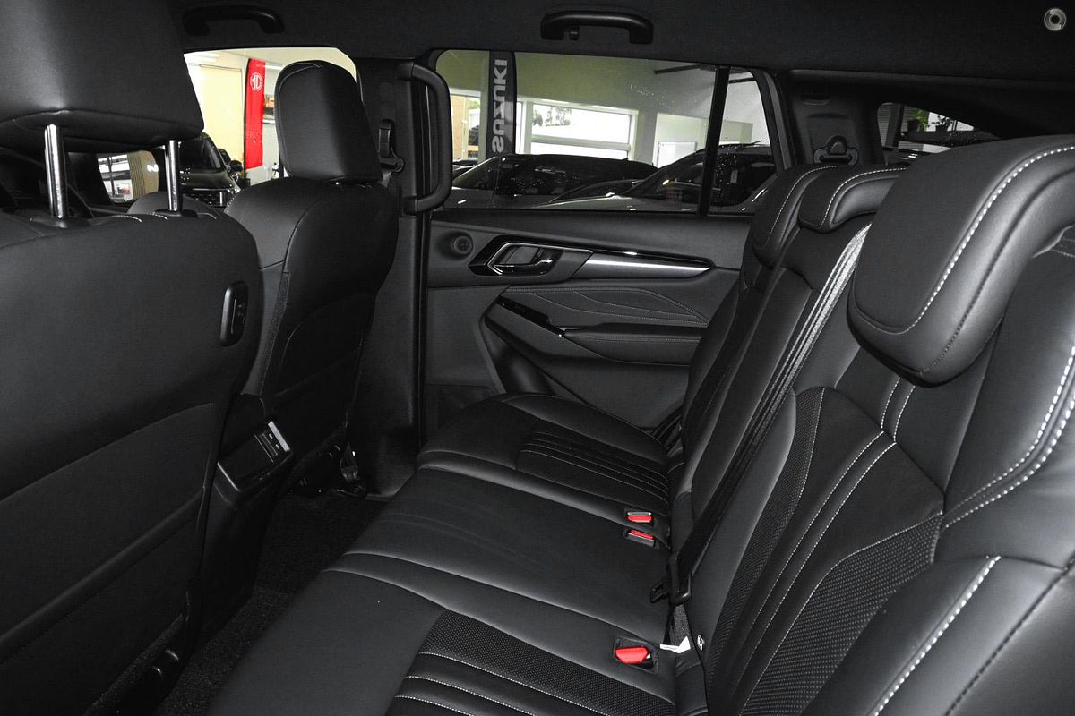 2025 Isuzu MU-X LS-T
