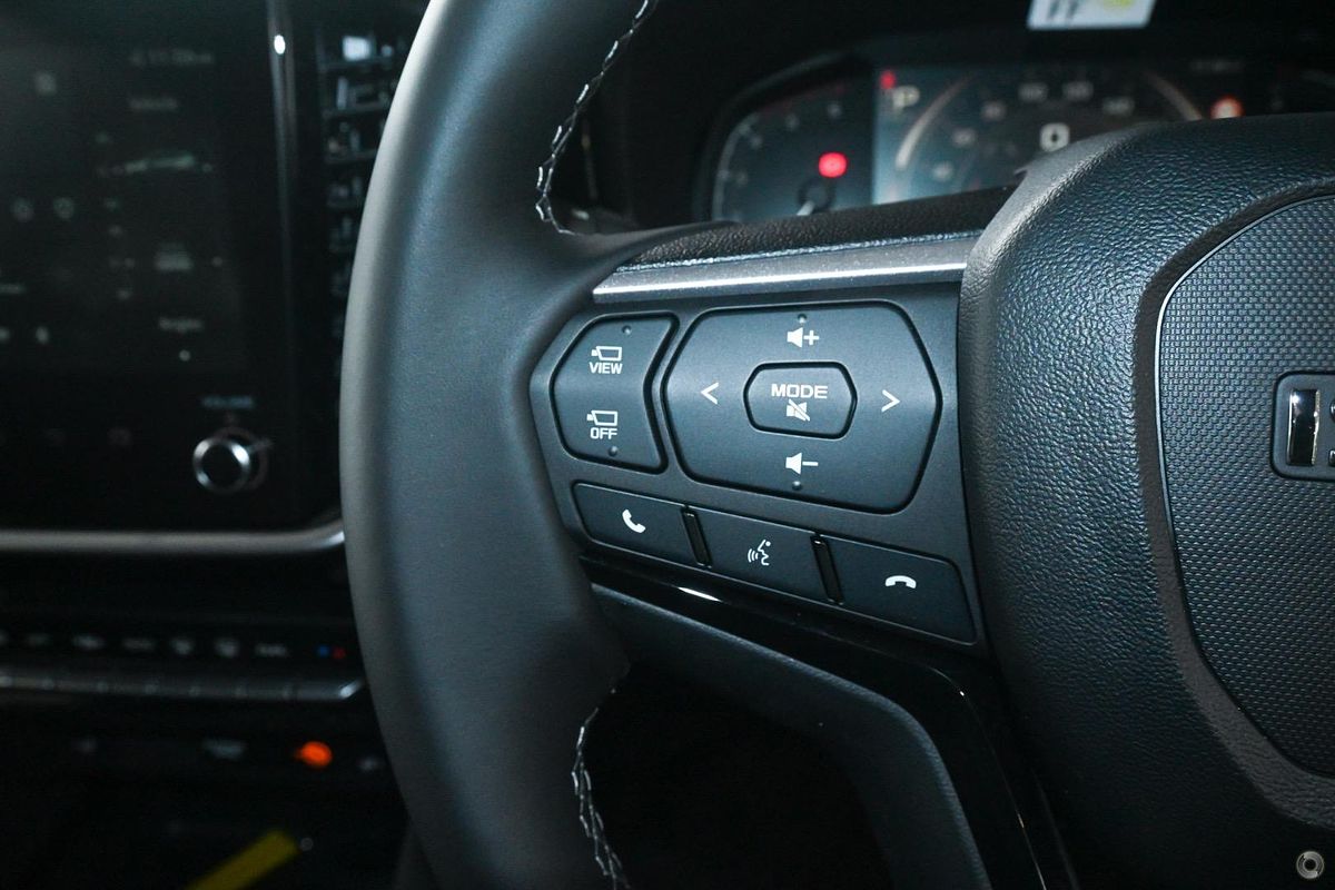 2025 Isuzu MU-X LS-T