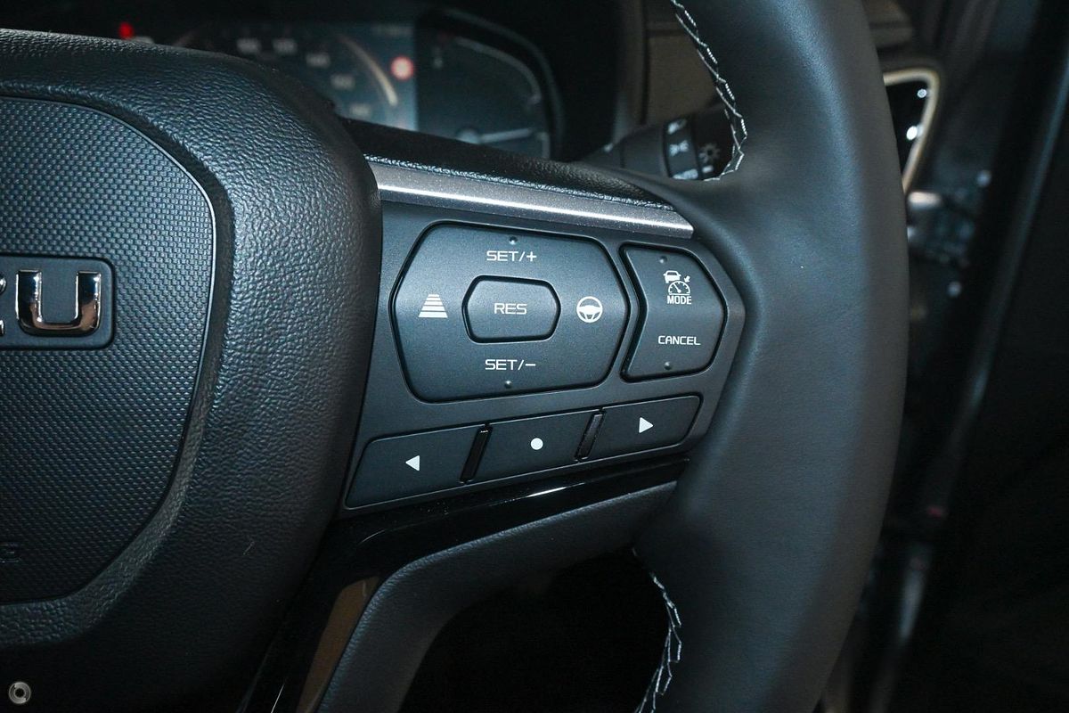 2025 Isuzu MU-X LS-T