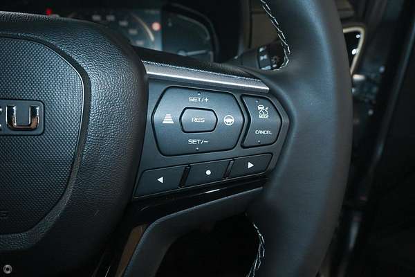 2025 Isuzu MU-X LS-T