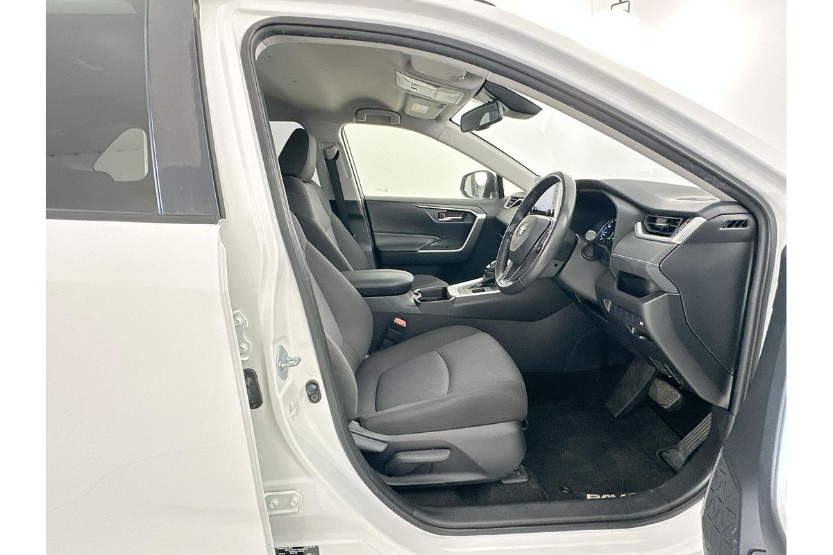 2020 Toyota RAV4 GXL AXAH52R