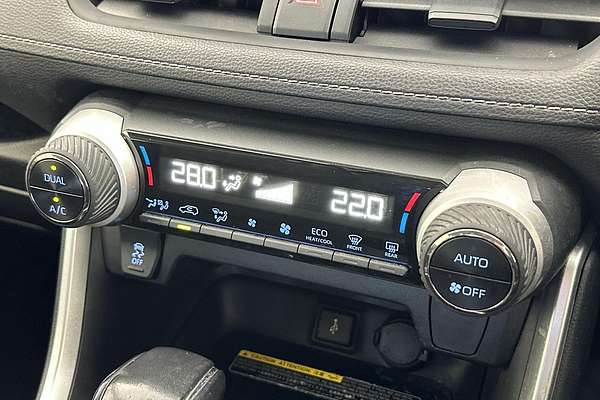 2020 Toyota RAV4 GXL AXAH52R