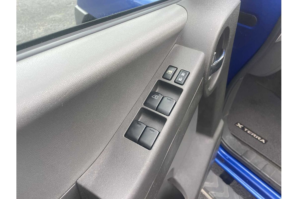 2015 Nissan Xterra S