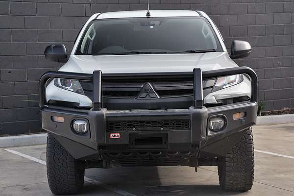 2019 Mitsubishi Triton GLX+ MR 4X4