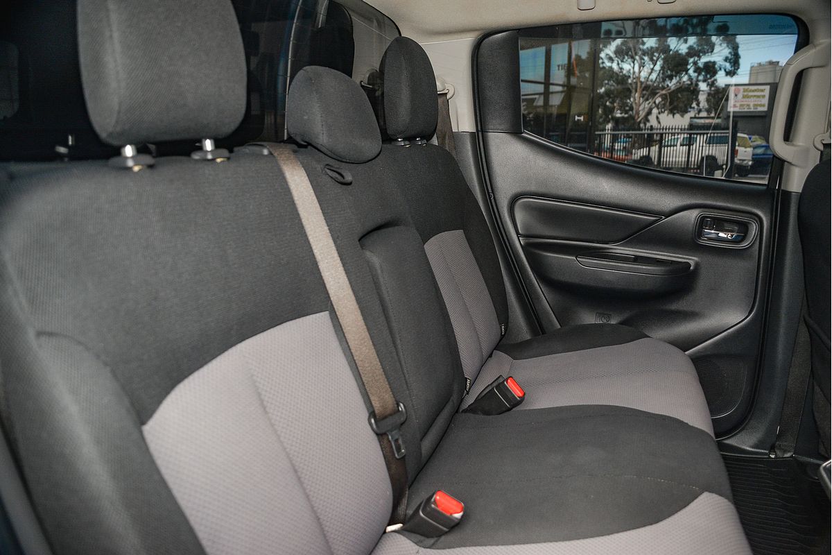 2019 Mitsubishi Triton GLX+ MR 4X4