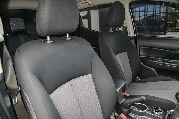 2019 Mitsubishi Triton GLX+ MR 4X4
