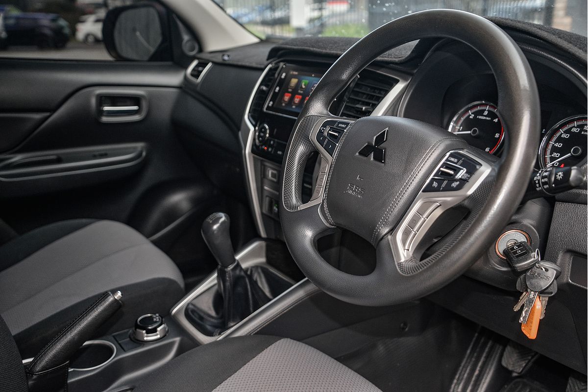 2019 Mitsubishi Triton GLX+ MR 4X4
