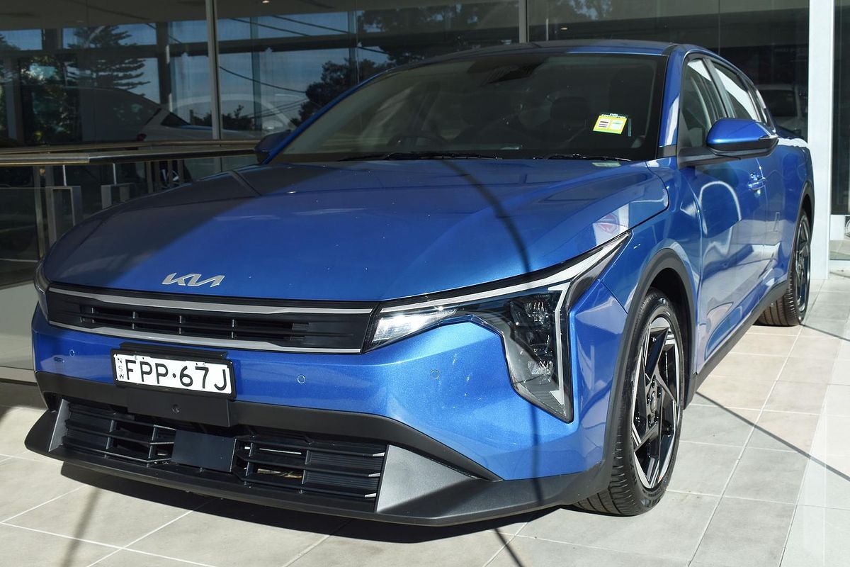 2025 Kia K4 Sport CL4m