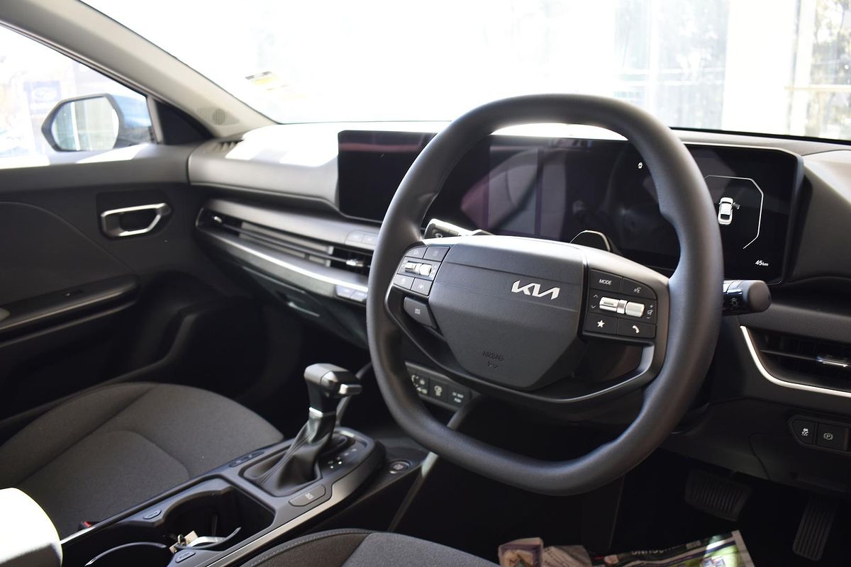 2025 Kia K4 Sport CL4m
