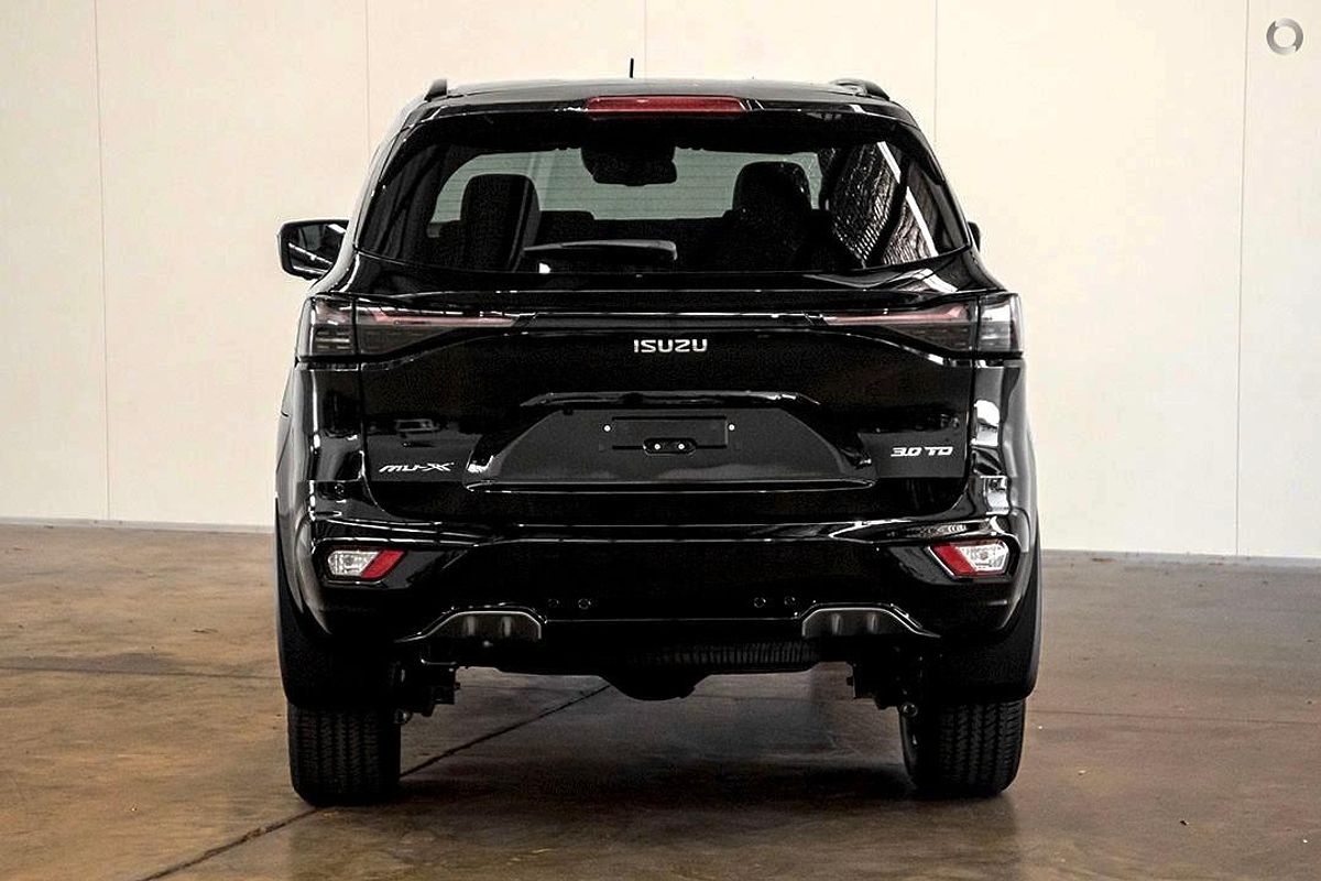 2025 Isuzu MU-X LS-T