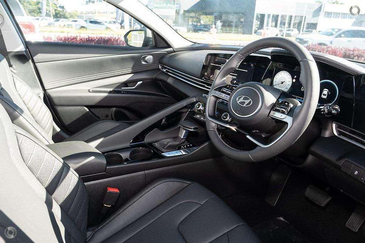 2024 Hyundai i30 Premium CN7.V2