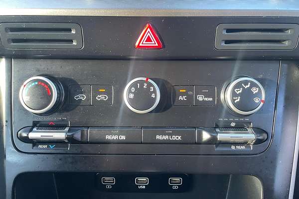 2022 Kia Carnival S KA4