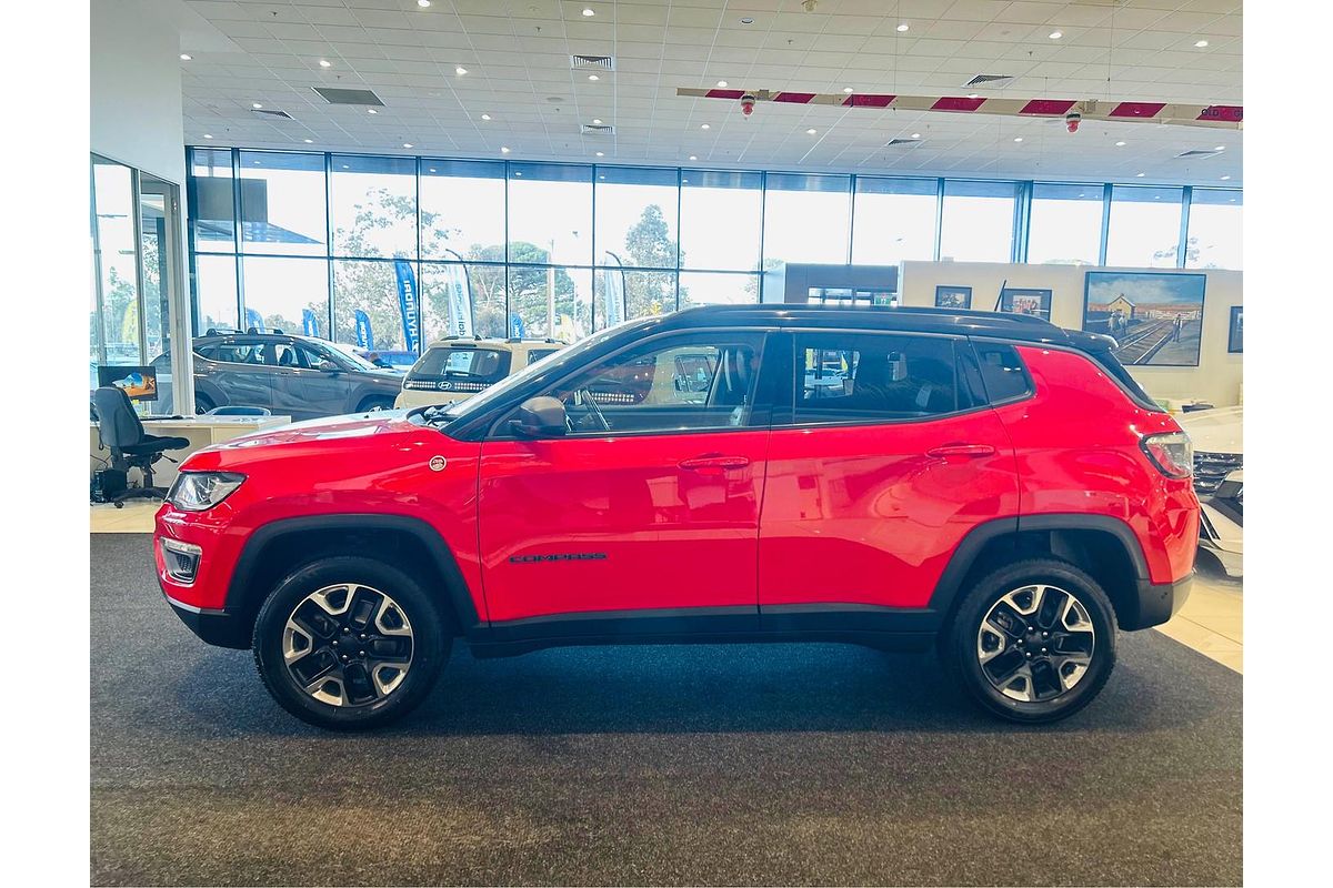 2019 Jeep Compass Trailhawk M6