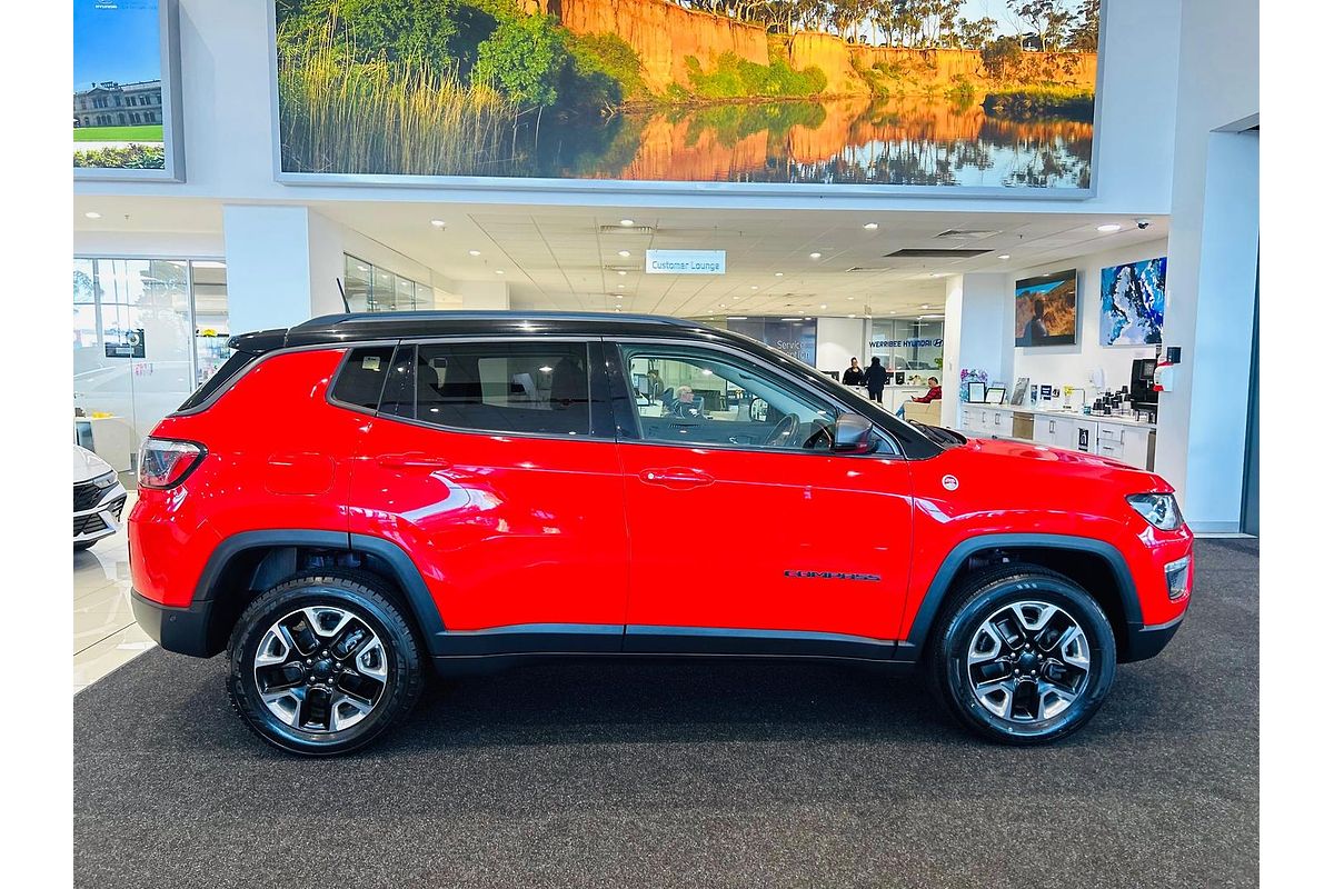 2019 Jeep Compass Trailhawk M6