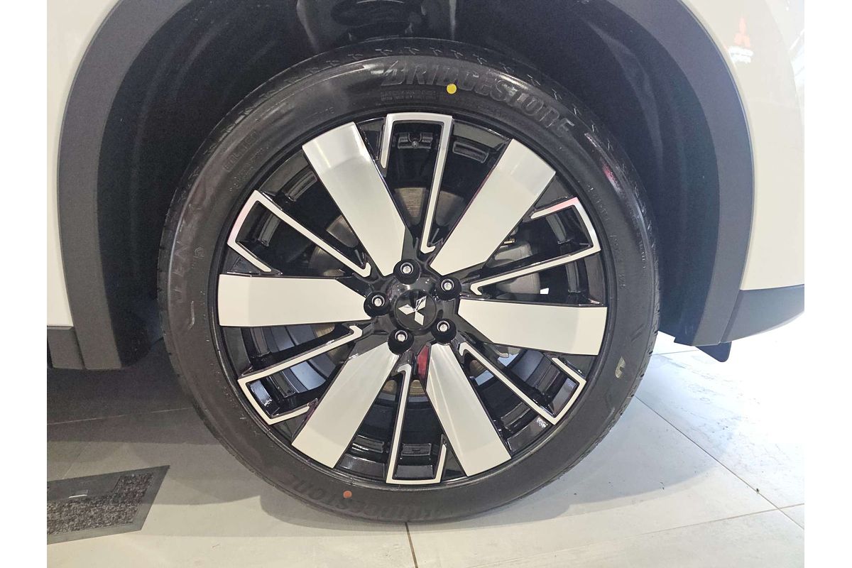 2025 Mitsubishi Outlander Aspire ZM