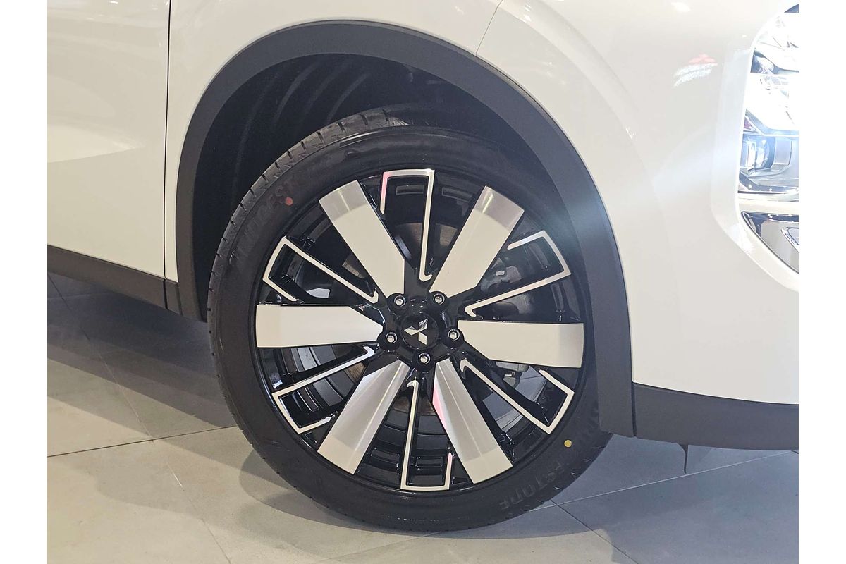 2025 Mitsubishi Outlander Aspire ZM